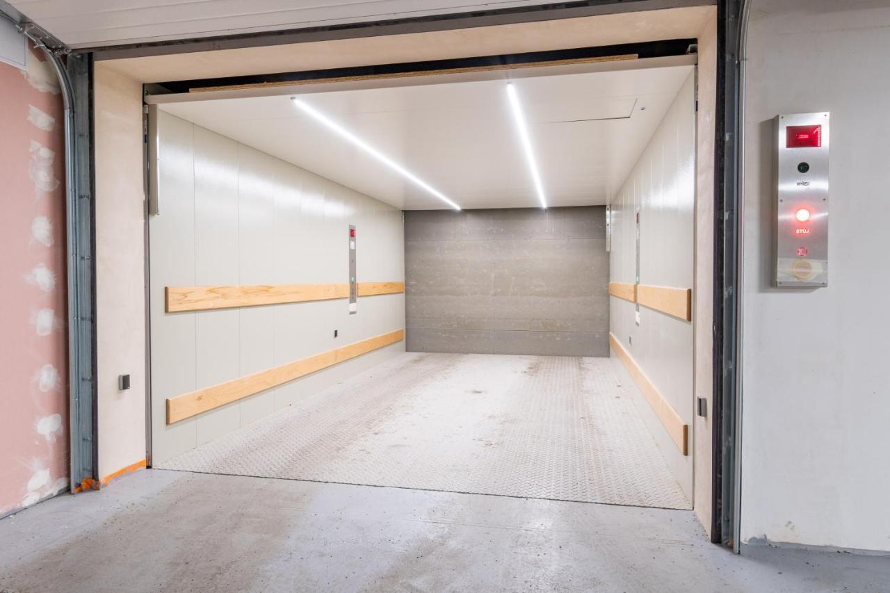 Апартаменты Brand New #28 In New Building With Free Parking In Center